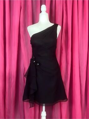 Black One-Shoulder Cocktail Dress with Floral Accent